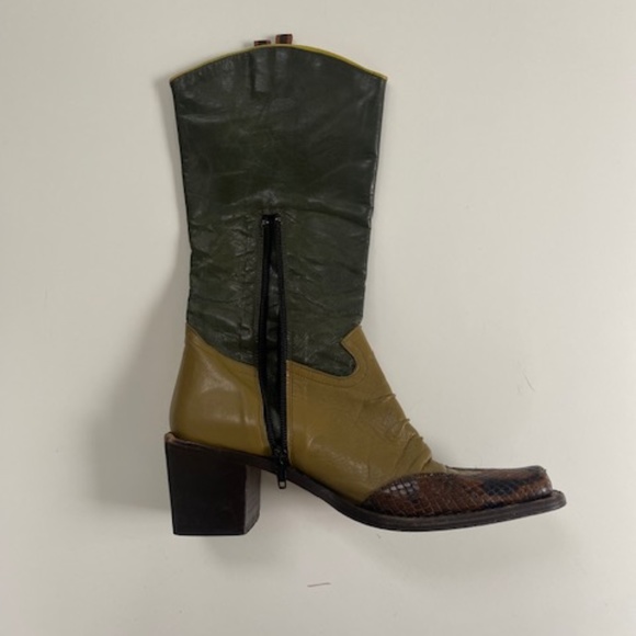 Cowboy Boots - Picture 2 of 6